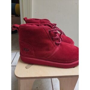 UGG Neumel Red Suede Lace Up Chukka Boots Kids Size 4 1017320K